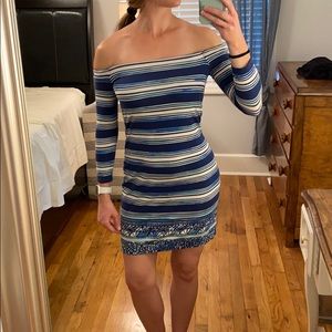 Lilly Pulitzer- Off Shoulder Dress